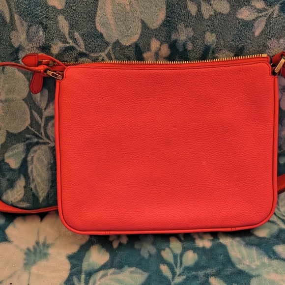 Kate Spade Pink Crossbody Bag - Picture 2 of 4